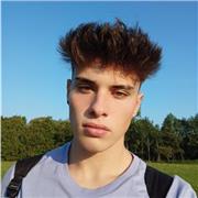 Ciao, sono uno studente universitario che offre ripetizioni